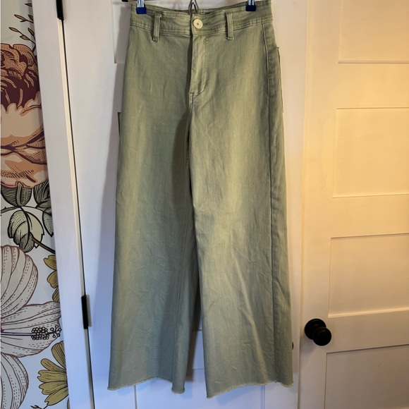 OAT Cropped Wide Leg Light Green Stretch Pants - Picture 1 of 4